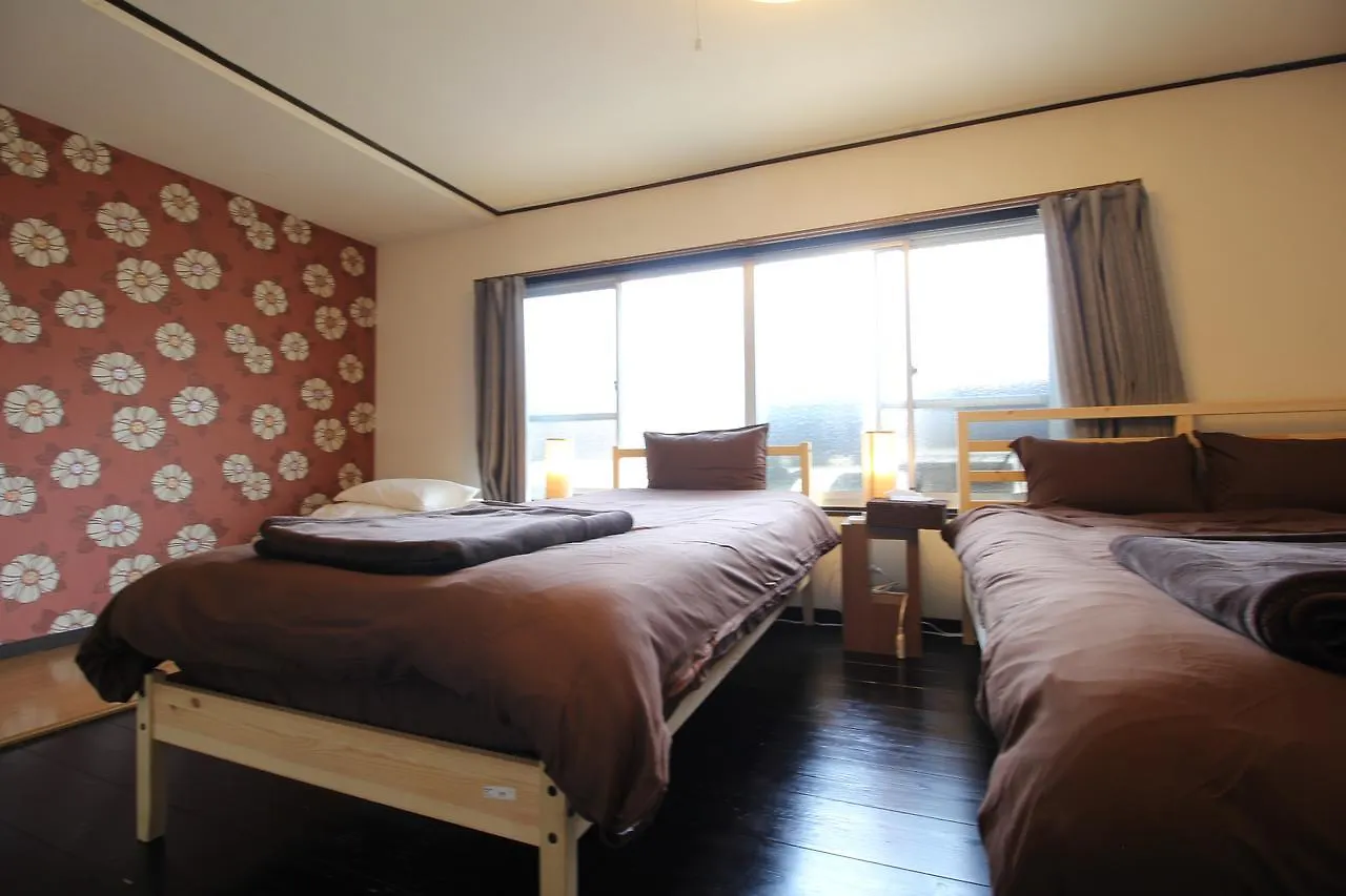 Lib Plus Kyoto Maiko Han-Inn 0*,